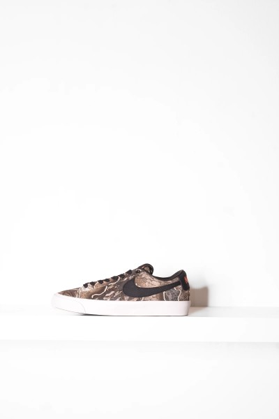 NikeSB Blazer Low Pro GT PRM camo