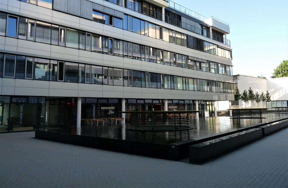 sre-rs-dtm-restaurant-leu