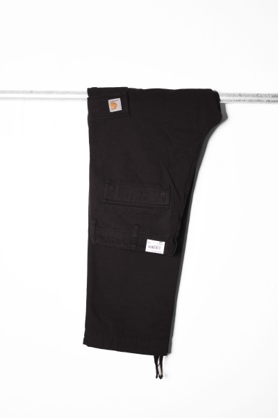 Carhartt WIP Regular Cargo Pant black garment dyed hier Online bestellen !