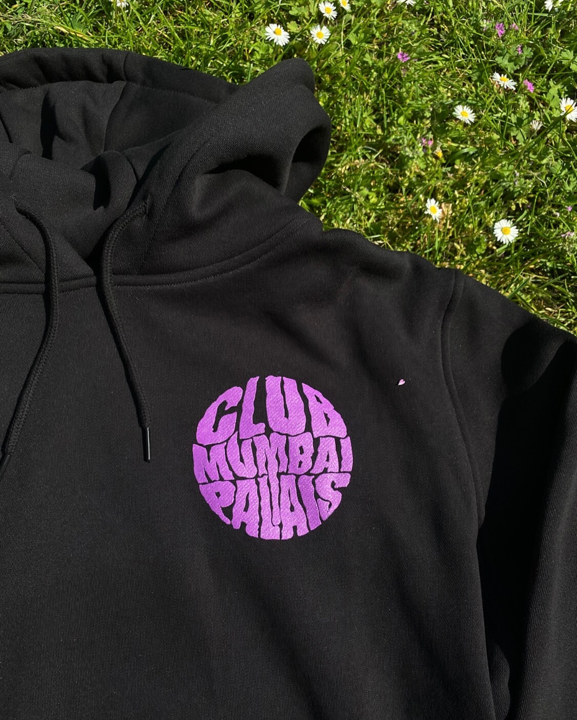 lara-michalski-club-mumbai-palais-skatewear-kollektion-hoodie-longsleeve-t-shirt-interview-frauen-skateboarding-5