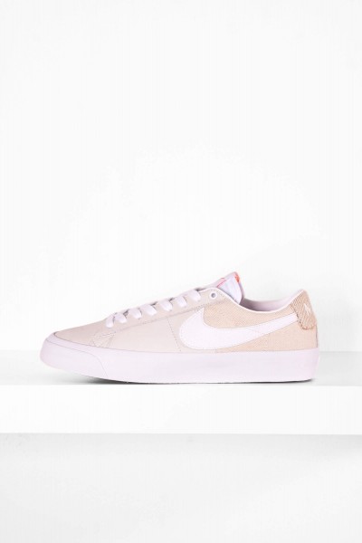 Nike SB Blazer Low Pro GT Iso weiß online bestellen