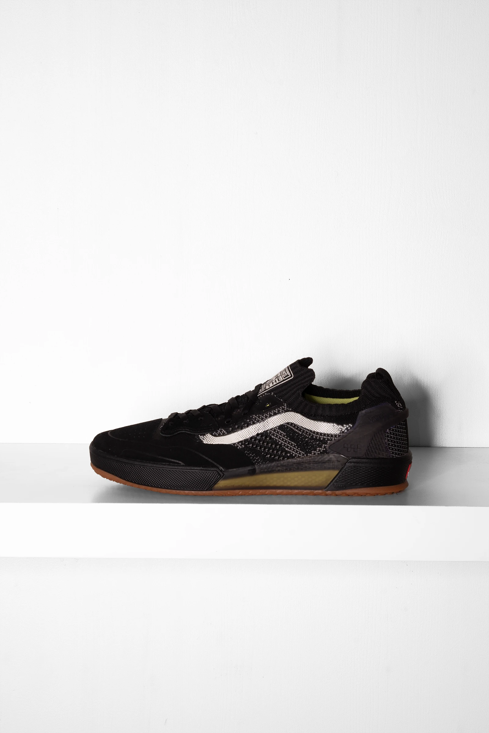 Vans AVE 2.0 Knit black carbon Club Mumbai Palais