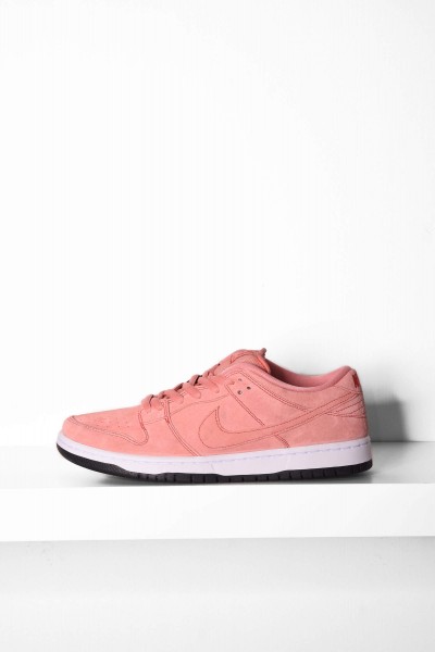 Nike SB Dunk Low Atomic Pink online bestellen