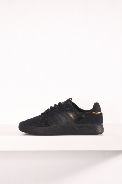 adidas® Skateboarding Tyshawn Low black gold online bestellen