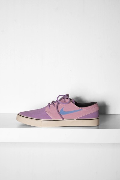 Nike SB Janoski OG + lilac soft pink